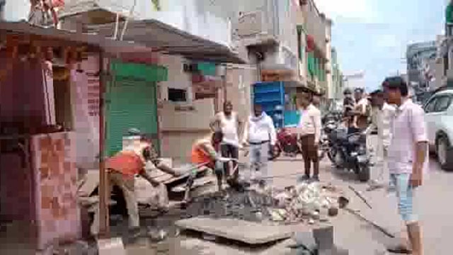 नगर पालिका ने चलाया स्वच्छता कार्यक्रम