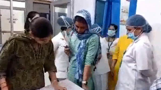 मिशन के तहत स्वास्थ्य केंद्र का किया निरीक्षण