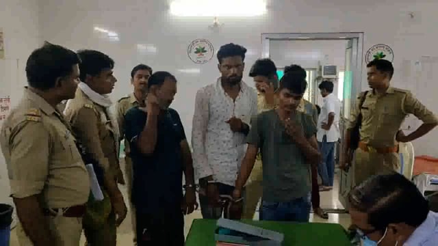 महोबा: एसओजी और श्रीनगर पुलिस की संयुक्त टीम ने अंतरराज्यीय गांजा तस्कर किए गिरफ्तार