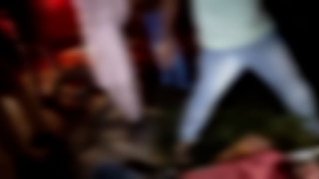 वजीरगंज नंदलाल मार्ग पर तेज रफ्तार ट्रक ने बाइक सवार को मारी टक्कर 2 लोग हुए घायल