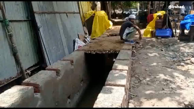 हमीरपुर : सदर कोतवाली के सामने से जिला अस्पताल तक किया जा रहा नाले निर्माण का कार्य