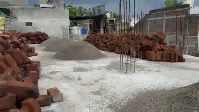 बांधकाम साहित्याची चोरी अज्ञात आरोपीविरुद्ध राजापेठ पोलिसात गुन्हा दाखल