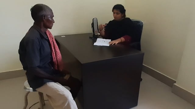 चानन  : सामुदायिक स्वास्थ्य केन्द्र चानन में सुधार हो रहे स्वास्थ्य सेवा, समय पर पहुंचे डाक्टर। 