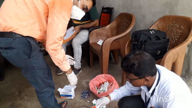 मोटेगाव येथील बोगस डॉक्टर वर कारवाई विविध प्रकारचे इंजेक्शन जप्त