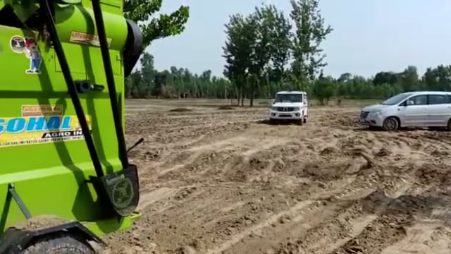 जनपद बहराइच विकासखंड शिवपुर खनन कारोबारियों के खिलाफ राजस्व विभाग की छापेमारी