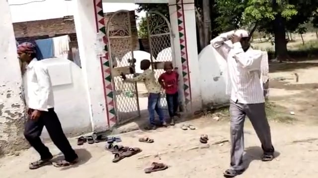 जनपद बहराइच जुम्मे की नवाज शांतिपूर्वक प्रशासन ने अदा करा दिया है