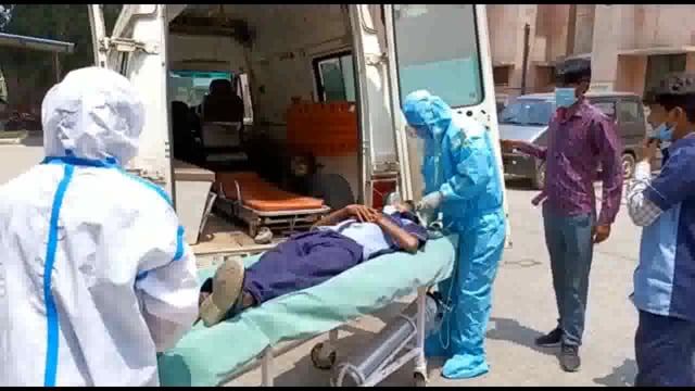 सम्भल: डीएम मनीष बंसल बोले, जो कोरोना पॉजिटिव व्यक्ति आ रहे है वह कर रहे थे ट्रेवल्स 