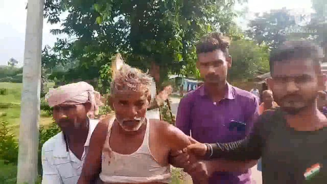 फुल्लीडुमर थानाक्षेत्र के गोरेगांव में हुई दोपक्षों के बीच मारपीट में आधा दर्जन लोग जख्मी फुल्लीडुम अस्पताल में हुआ इलाज