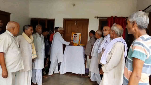  केदारनाथ धाम में 2013 में आई आपदा में लोगो की जान बचाते हुए शहीद हुए जवान की पुण्यतिथि पर नम आँखो से दी श्रद्धांजलि ।