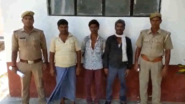 कपिलवस्तु कोतवाली पुलिस ने अपराध एंव अपराधियों पर नियंत्रण को लेकर तीन अभियुक्तों को किया गिरफ्तार 