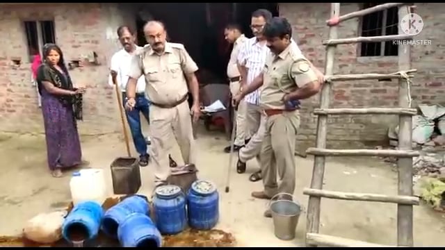 हरदी थाना क्षेत्र मैं शराब की छापेमारी से शराब माफियाओं पर मचा हड़कंप वही 7 लोगों के खिलाफ अभियोग पंजीकृत किए गए हैं