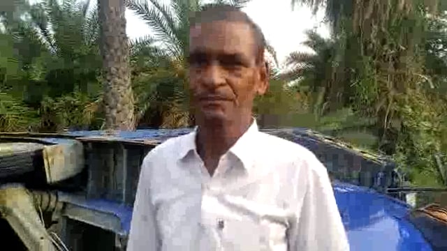 तहसील मोठ में  जानवर बचाने के चक्कर में आपे पलटी 6 लोग हुए घायल ।
 