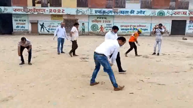 सम्भल: पॉलिथीन मुक्त भारत के अंतर्गत वृहद जन जागरूकता अभियान का नगर पालिका ने किया आयोजन 