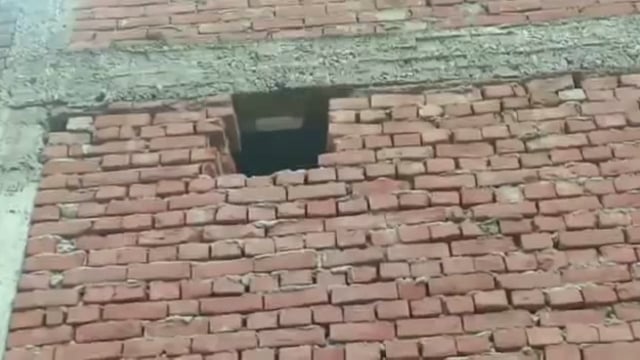 ज्वेलर्स की दुकान में सेंध काटकर लाखों के जेवरात लेकर अज्ञात चोर हुए फरार,जांच में जुटी पुलिस