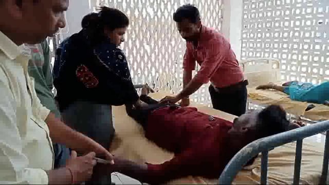 ग़ालिमपुर गांव के समीप बाइक अनियंत्रित होकर पलटने से बाइक सवार हुआ जख्मी