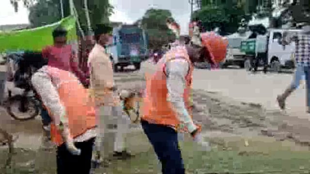 नगर पंचायत बिस्कोहर में नगर पंचायत द्वारा चलाया गया सिंगल यूज प्लास्टिक एकत्रीकरण अभियान ।