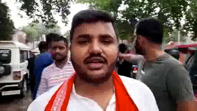 उदयपुर में हुई हत्याकांड के विरोध में रायबरेली शहर में भाजपाइयों ने फूंका पुतला किया विरोध प्रदर्शन.