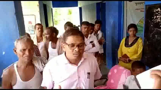 किशनकोल प्राथमिक विद्यालय में बरामदे पर गिरने से छात्रा की मौत