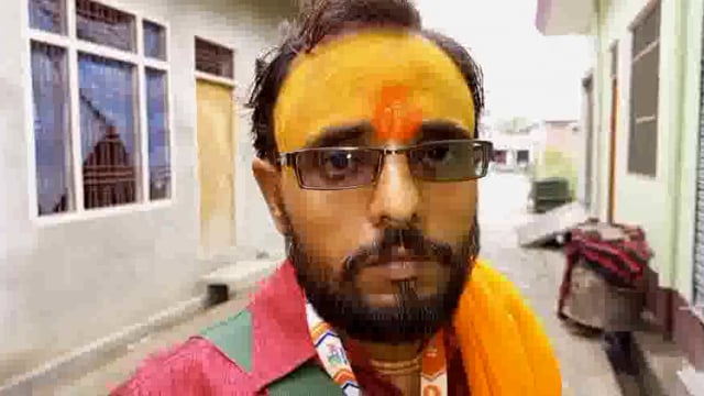 उदयपुर में हुई घटना को लेकर केसरिया हिंदू वाहिनी की टीम के द्वारा महोली एसडीएम को सौंपा ज्ञापन