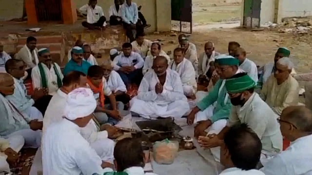 चुनार मिर्ज़ापुर: भाकियू की मासिक पंचायत संपन्न दर्जनों की संख्या में लिया भाकियू की सदस्यता