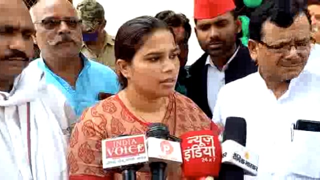 सपा विधायक पूजा पाल ने पूर्व सीएम अखिलेश यादव को जन्मदिन पर बधाई दिया