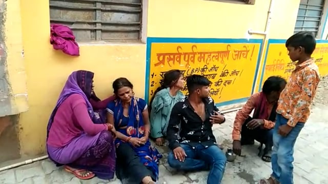 फांसी पर लटक कर युवती ने दी जान