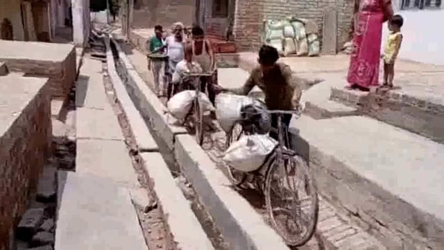 चायल:खोपा गांव में इंटरलॉकिंग सड़क ना बने होने से गांव वालों को हो रही दिक्कत ग्राम प्रधान नहीं दे रहा ध्यान