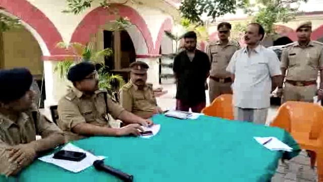 लखीमपुर खीरी सट्टा किंग के खिलाफ पुलिस की बड़ी कार्रवाई, दो बुकीज गिरफ्तार@uppolice 