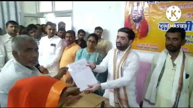 प्रदेश के खाद्य रसद राज्य मंत्री सतीश चंद्र शर्मा ने सिरौलीगौसपुर में अंत्योदय कार्डों का किया वितरण 