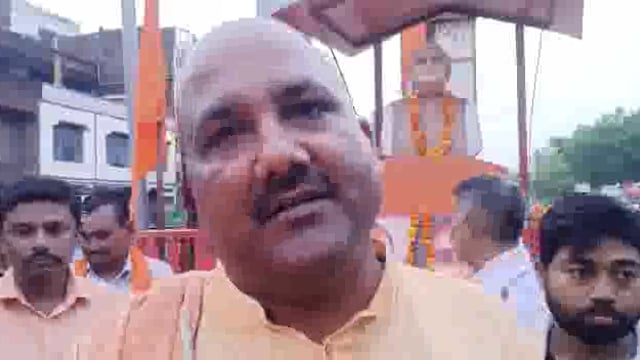 रायबरेली- राजस्थान के उदयपुर में कन्हैया लाल और महाराष्ट्र में उमेश की नृशंस हत्या के विरोध में कैंडल मार्च निकाला गया।
