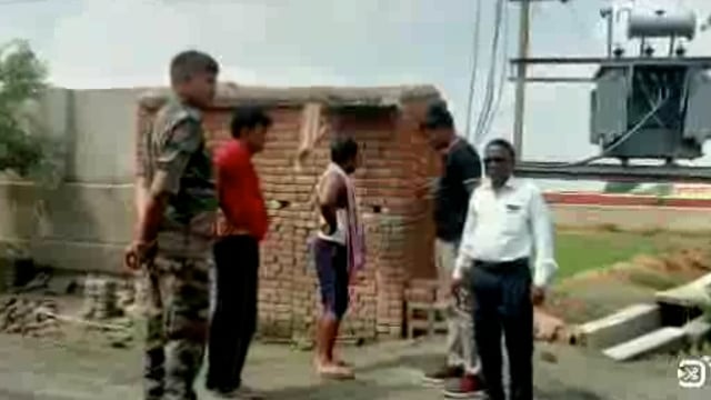 स्पर्शाघात से मवेशी की मौत के बाद ग्रामीणों का हंगामा