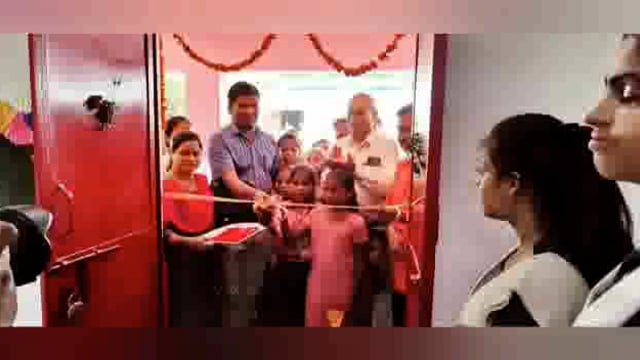 लखीमपुर खीरी (यूपी) मोहम्मदी ब्लाक के बसबिरवा संविलियन विद्यालय के बच्चे भी अब कान्वेंट के बच्चों के जैसे आधुनिक उपकरणों