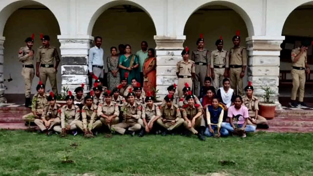 कुंवर मनीष सिंह महाविद्यालय दीन शाह गौरा मे किया गया वृक्षारोपण विद्यालय के एनसीसी कैडेट्स वृक्षारोपण कार्यक्रम में संघ