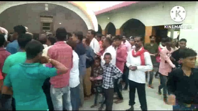 जिले के प्रसिद्ध तीर्थ स्थल कोटवा धाम में आज मंगलवार को कई जिलों से दर्शन करने के लिए पहुंचे श्रद्धालु 