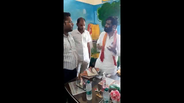 नागर में क्षेत्रीय विधायक उपजिलाधिकारी गरौठा खंड विकास अधिकारी ने किया बृक्षारोपण