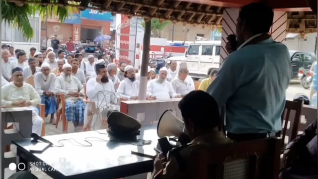 महमूदाबाद कोतवाली परिसर में पीस कमेटी की बैठक का हुआ आयोजन 