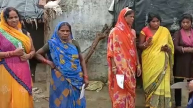 वजीरगंज के थाना अध्यक्ष के निर्देश पर पुलिस ने मिशनशक्ति अभियान केतहत जागरूकता अभियान चलाया 