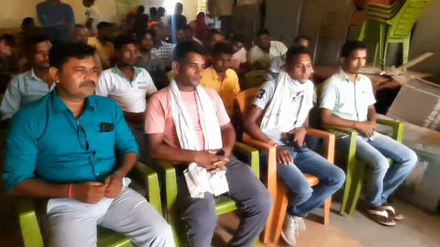 चानन  : प्रखंड मनरेगा सभागार में स्वच्छता कर्मी व पर्यवेक्षक का हुआ बैठक। 