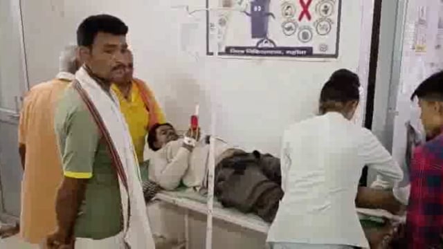 तेज रफ्तार बाइक की टक्कर से राहगीर गम्भीर रूप से घायल