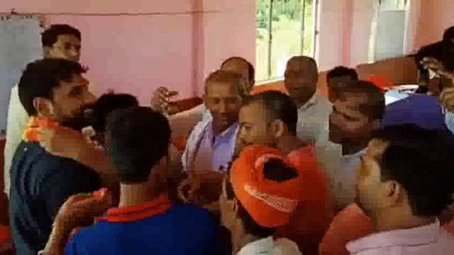 बिस्कोहर व्यापार मंडल इकाई का हुआ पुनर्गठन ।