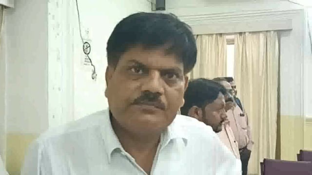 मिर्ज़ापुर प्रसूता की मौत के मामले में कमेटी ने लिया बयान