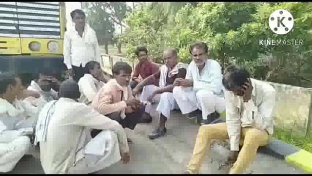 ग्राम अकोढ़ी दुबे में धारदार हथियार से महिला की हत्या कर देने के मामले में पुलिस ने अज्ञात के खिलाफ धारा 302 में दर्ज किय