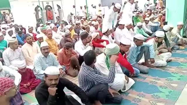 लखीमपुर खीरी (यूपी) मोहम्मदी नगर व क्षेत्र में बड़ी अकीदत के साथ अदा की गई ईद उल अजहा की नमाज