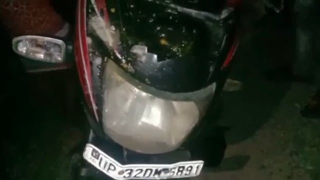 तेज रफ्तार बाइक सवार व साइकिल सवार में हुई टक्कर दोनों गंभीर रूप से हुए घायल, इलाज जारी