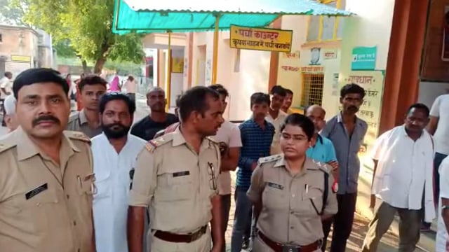 झबरा पुलिया के पास मोटरसाइकिल की आमने-सामने हुई भिड़ंत मोटरसाइकिल चालक की हुई मौके पर मौत