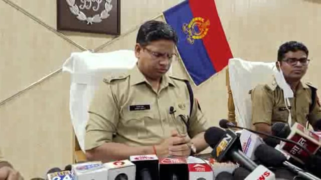 पुलिस अधीक्षक ने बताया शातिर अपराधियों को भेजा गया जेल