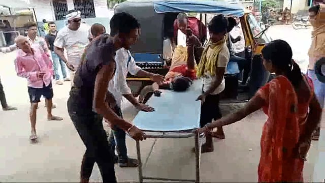 दौना मोड़ के समीप ऑटो पलटने से एक महिला की हुई मृत्यु तीन गंभीर रूप से जख्मी