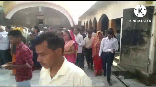 प्रसिद्ध तीर्थ स्थल कोटवा धाम में लगने वाले मंगलवार को साप्ताहिक मेले में कई जिलों से दर्शन करने पहुंचे श्रद्धालु 