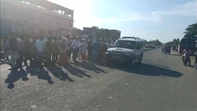 बरियारपुर फोरलेन के समीप एक अनियंत्रित बाइक ने डिवाइडर है मारी टक्कर।