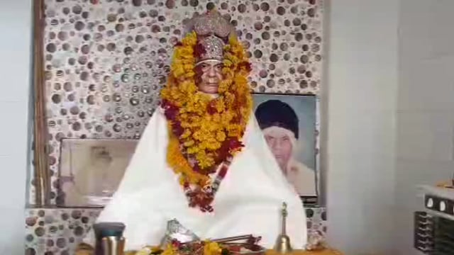 कोंच,गुरु पूर्णिमा के अवसर पर विशाल भंडारे का हुआ आयोजन भक्तों की उमड़ी भारी भीड़